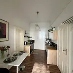 Cozy With Secret Garden شقة ليوبليانا