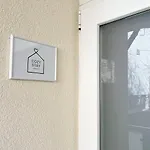 شقة Cozy With Secret Garden *